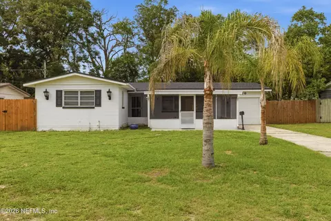 7520 Brockhurst Dr, Jacksonville, FL 32277