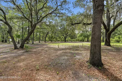 Exterior - 246 Azalea Ave, Interlachen, FL 32148 photo 14 of 15