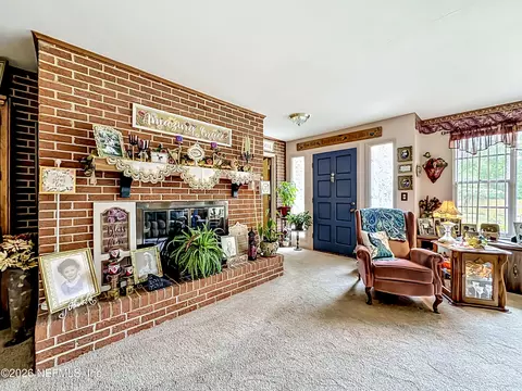 Entry Way - 110 Patch St, Interlachen, FL 32148 photo 1 of 2