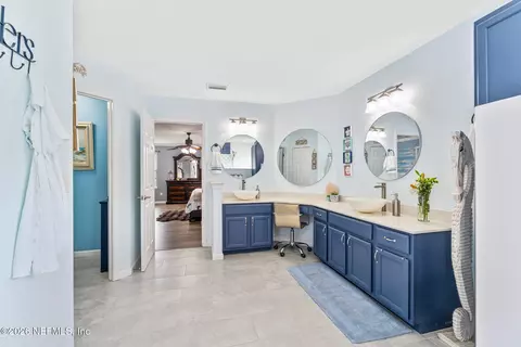Bath - 425 Fort Drum Ct, Saint Augustine, FL 32092 photo 3 of 5