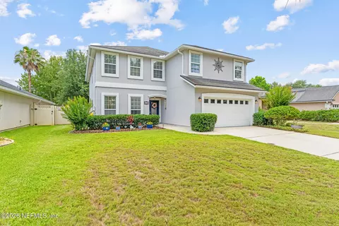 Exterior - 425 Fort Drum Ct, Saint Augustine, FL 32092 photo 2 of 12