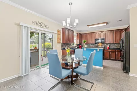 Dining - 425 Fort Drum Ct, Saint Augustine, FL 32092 photo 2 of 4