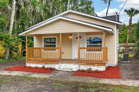 708 Madison St, Palatka, FL 32177