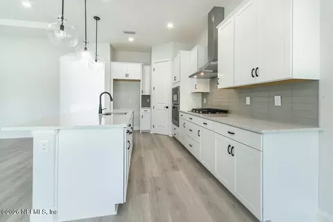 Kitchen - 820 Oaklawn Ct, Saint Augustine, FL 32092 photo 2 of 3