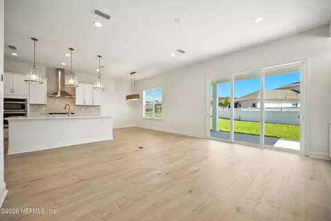 Living - 820 Oaklawn Ct, Saint Augustine, FL 32092 photo 2 of 2