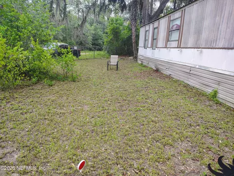 109 Arrowhead Dr, Interlachen, FL 32148