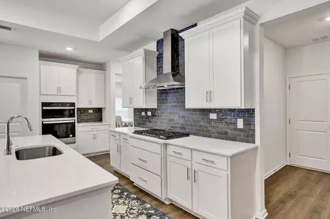Kitchen - 25 Silver Lily Way, Saint Augustine, FL 32092 photo 2 of 4