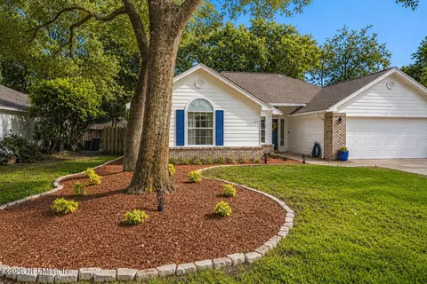 244 Clover Ct, Saint Johns, FL 32259