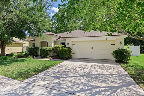 2393 Rusty Lakes Ln, Jacksonville, FL 32221