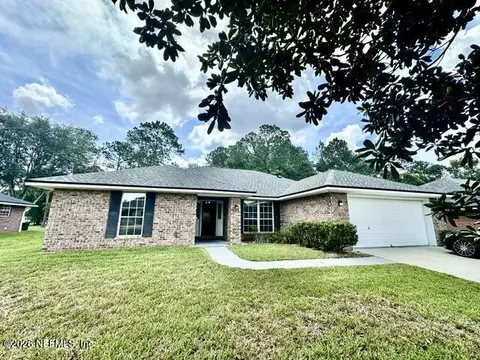 1301 Mcgrits Creek Dr E, Jacksonville, FL 32221