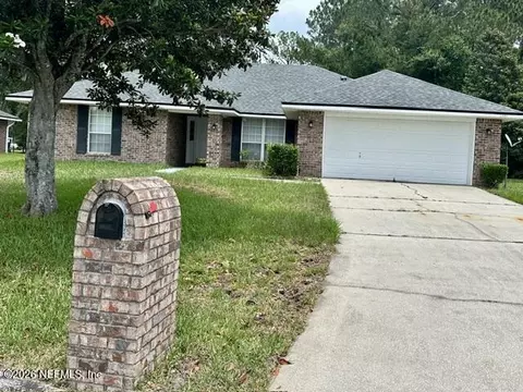 1301 Mcgrits Creek Dr E, Jacksonville, FL 32221