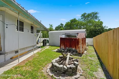 Exterior - 2605 Adele Rd, Jacksonville, FL 32216 photo 4 of 7