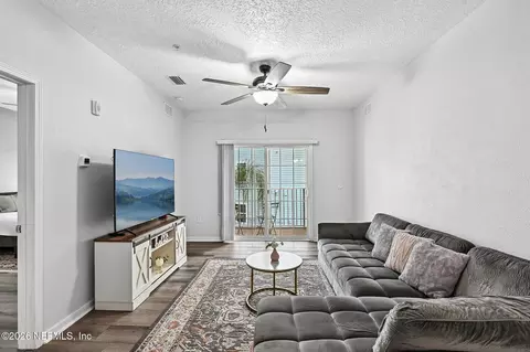 4959 Key Lime Dr #206, Jacksonville, FL 32256