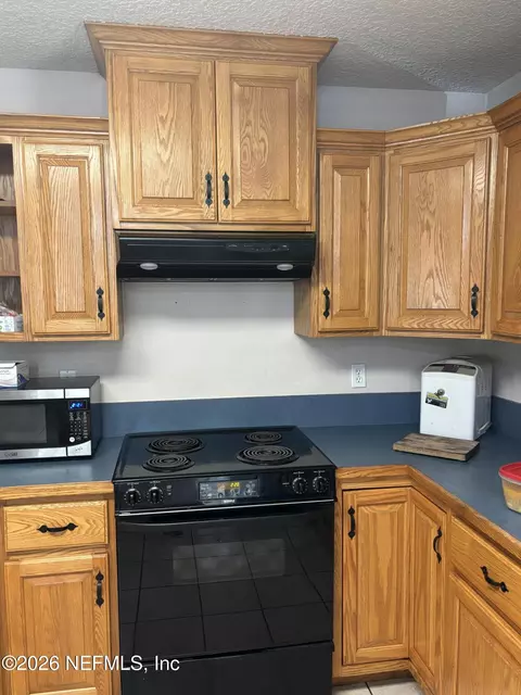Kitchen - 25 Currant Ave, Middleburg, FL 32068 photo 1 of 1