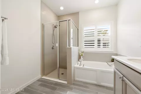 Bath - 28 Glorieta Dr, Saint Augustine, FL 32095 photo 3 of 3