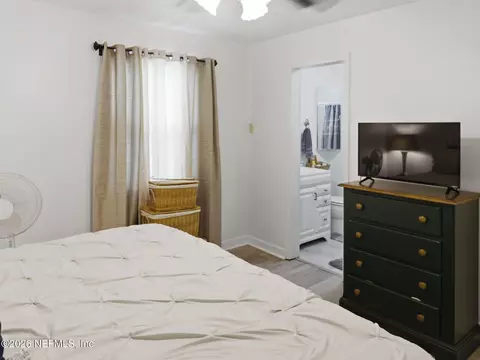 Bedroom - 334 7th Way, Interlachen, FL 32148 photo 6 of 9