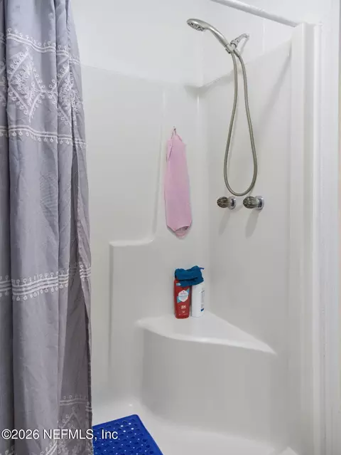 Bath - 334 7th Way, Interlachen, FL 32148 photo 5 of 5
