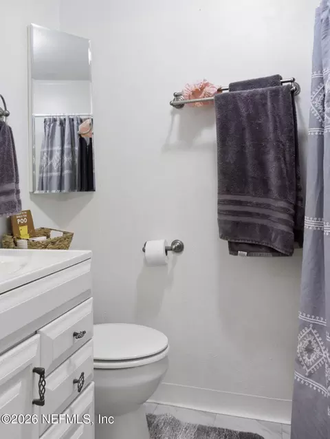 Bath - 334 7th Way, Interlachen, FL 32148 photo 4 of 5