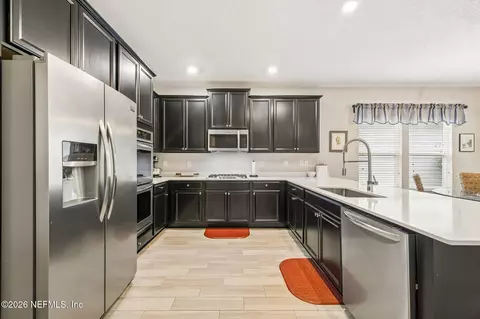 Kitchen - 249 Otero Pt, Saint Augustine, FL 32095 photo 2 of 5