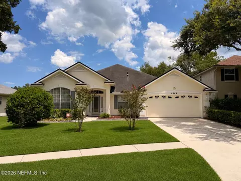 4444 Summer Walk Ct, Jacksonville, FL 32258