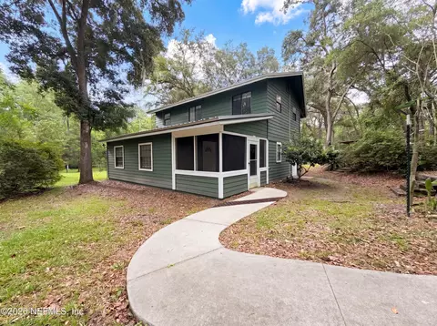 94 Conifer Cir, Middleburg, FL 32068