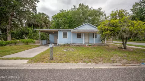 165 N Cypress Ave, Green Cove Springs, FL 32043