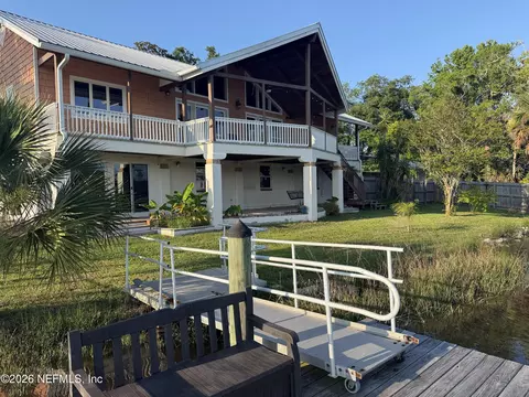 11100 Emuness Rd, Jacksonville, FL 32218