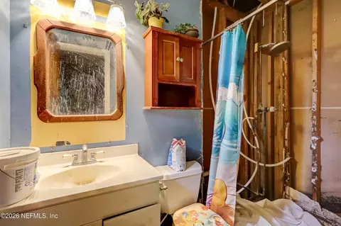 Bath - 261 Cornell Rd, Saint Augustine, FL 32086 photo 2 of 2