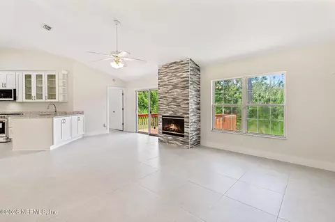 Living - 832 White Eagle Cir, Saint Augustine, FL 32086 photo 3 of 7