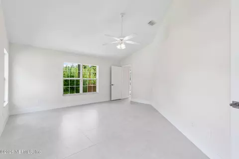 Living - 832 White Eagle Cir, Saint Augustine, FL 32086 photo 7 of 7