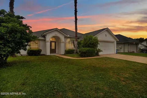 14122 Summer Breeze Dr E, Jacksonville, FL 32218