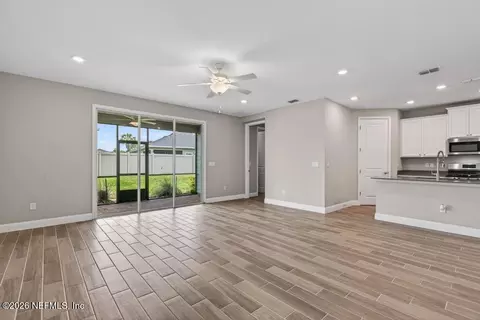 Living - 77 Sadler Ct, Saint Augustine, FL 32092 photo 4 of 8