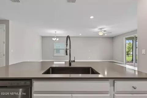 Kitchen - 77 Sadler Ct, Saint Augustine, FL 32092 photo 7 of 9