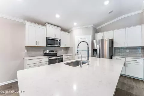 Kitchen - 104 Falcon Quest Ln, Saint Augustine, FL 32095 photo 2 of 4
