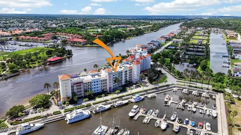 102 Yacht Harbor Dr #276, Palm Coast, FL 32137