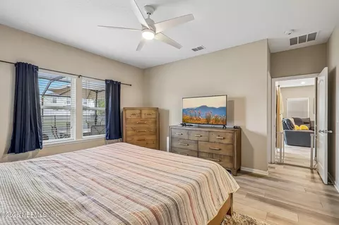 Bedroom - 151 Ash Breeze Cv, Saint Augustine, FL 32095 photo 4 of 8