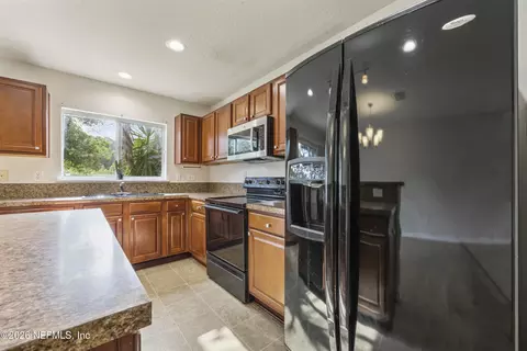 Kitchen - 184 Gargonza Ct, Saint Augustine, FL 32084 photo 4 of 7