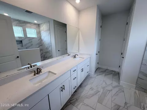 Bath - 376 Murphys Dr, Saint Johns, FL 32259 photo 2 of 2