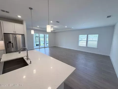 Living - 376 Murphys Dr, Saint Johns, FL 32259 photo 2 of 2