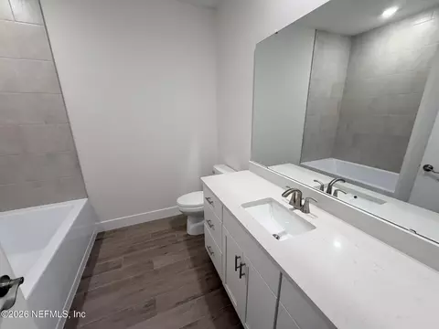 Bath - 376 Murphys Dr, Saint Johns, FL 32259 photo 1 of 2