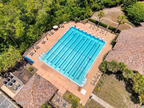 Exterior - 650 S Loop Pkwy, Saint Augustine, FL 32095 photo 6 of 7