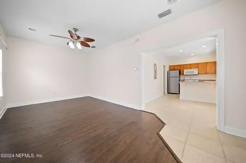 Living - 650 S Loop Pkwy, Saint Augustine, FL 32095 photo 5 of 6
