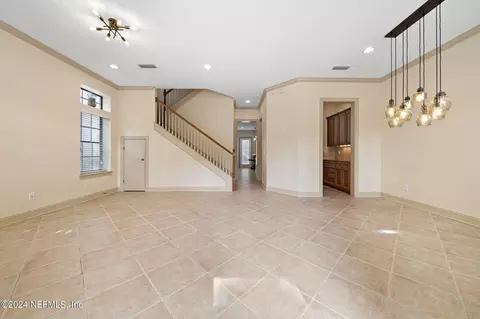 Living - 650 S Loop Pkwy, Saint Augustine, FL 32095 photo 4 of 6