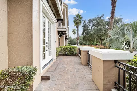 Exterior - 650 S Loop Pkwy, Saint Augustine, FL 32095 photo 2 of 7