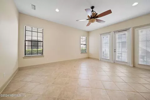 Living - 650 S Loop Pkwy, Saint Augustine, FL 32095 photo 2 of 6