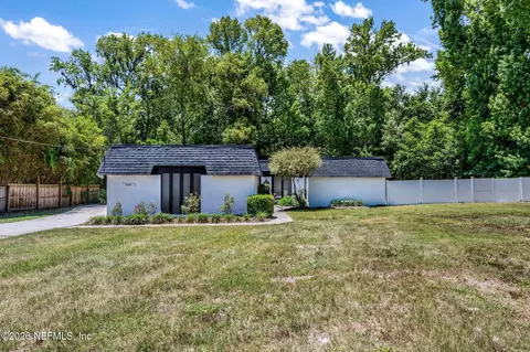 2286 W Laurel Grove Ln, Orange Park, FL 32073