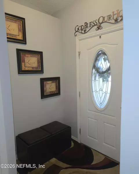 Entry Way - 1663 E Jayhawk Ln E, Jacksonville, FL 32221 photo 1 of 2