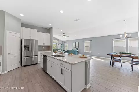 Kitchen - 65849 Edgewater Dr, Yulee, FL 32097 photo 2 of 2