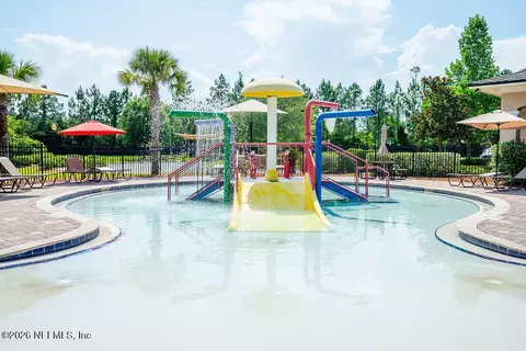Exterior - 65849 Edgewater Dr, Yulee, FL 32097 photo 3 of 8