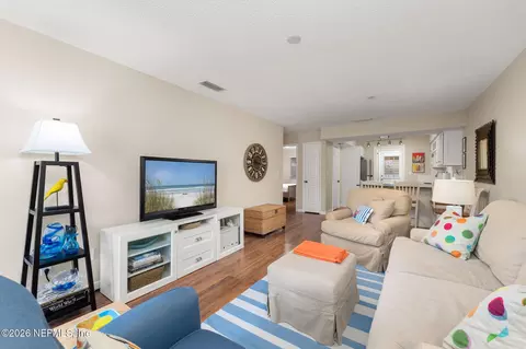 107 Rio Del Mar St #B, Saint Augustine Beach, FL 32080 photo 6